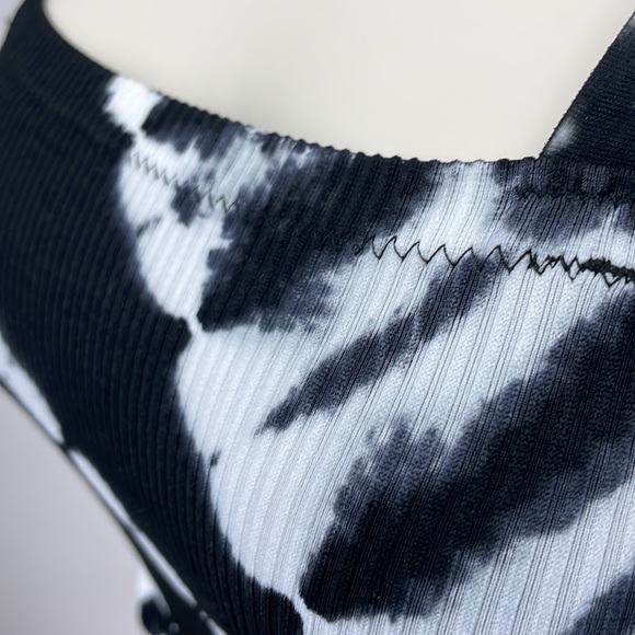 NWT • Black/White Tie Dye Tube Top with Straps - Picture 2 of 11